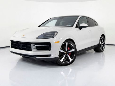 New 2026 Porsche Cayenne S image 6
