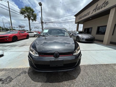 Used 2017 Volkswagen GTI S FWD image 3