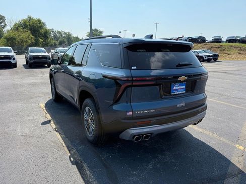 New 2026 Chevrolet Traverse LT w/ Enhanced Driving Package FWD image 8