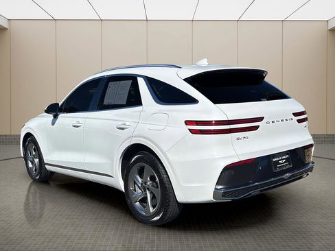 Certified 2026 Genesis GV70 2.5T image 3