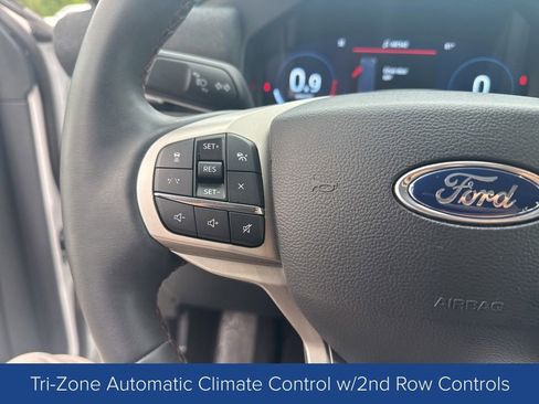 Used 2026 Ford Explorer Active w/ Active Comfort Package RWD image 14
