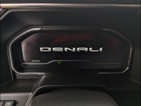 Used 2024 GMC Sierra 1500 Denali w/ Technology Package AWD/4WD image 2