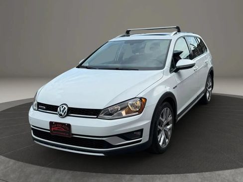 Used 2017 Volkswagen Golf Alltrack SEL AWD/4WD image 1
