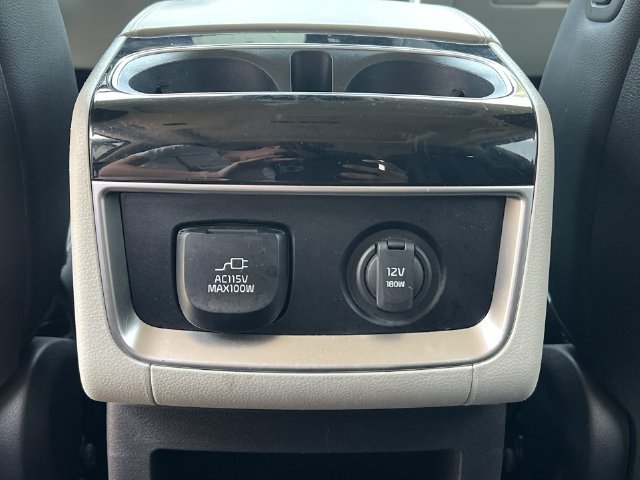 Used 2024 Kia Carnival SX Prestige FWD image 43