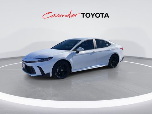 Certified 2026 Toyota Camry SE image 4