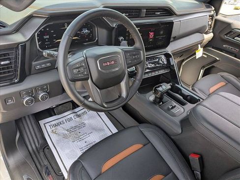 Used 2026 GMC Sierra 1500 AT4 w/ AT4 Premium Package AWD/4WD image 10