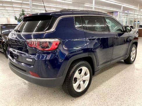 Used 2018 Jeep Compass Latitude w/ Popular Equipment Group image 4
