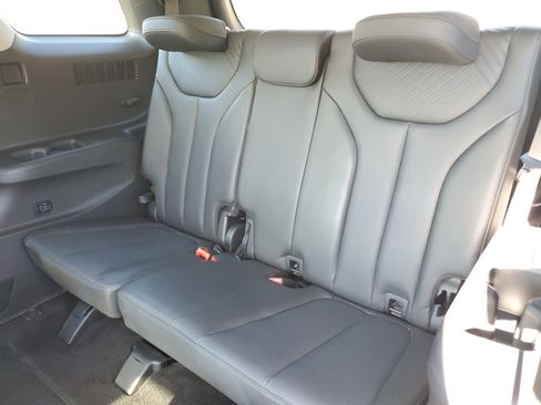 Used 2024 Hyundai Palisade SEL image 28