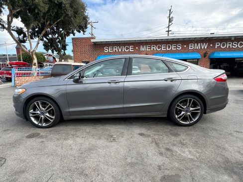 Used 2014 Ford Fusion Titanium image 5