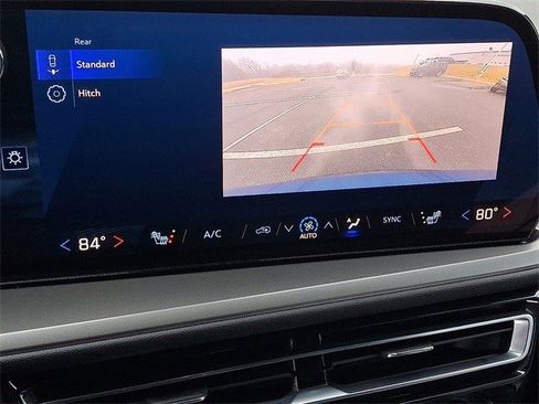 Certified 2025 Chevrolet Traverse LT image 27