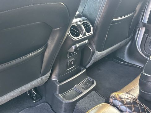 Used 2022 Jeep Wrangler Unlimited Sahara AWD/4WD image 39