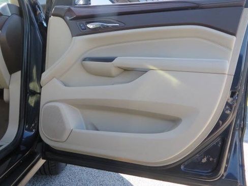 Used 2015 Cadillac SRX Luxury w/ Driver Awareness Package AWD/4WD image 24
