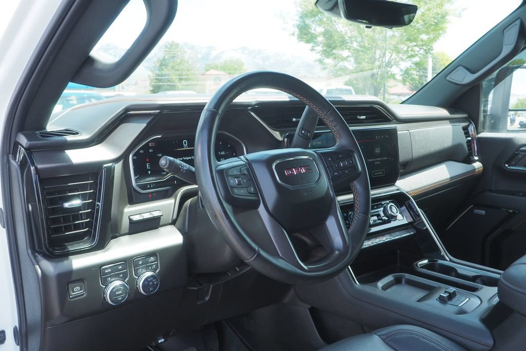 Used 2024 GMC Sierra 3500 AT4 w/ Technology Package AWD/4WD image 13