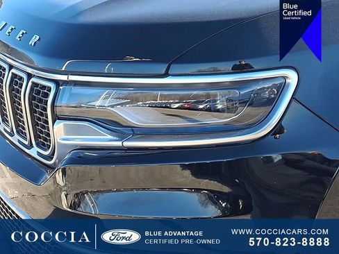 Used 2022 Jeep Wagoneer Series III w/ Premium Group I image 9