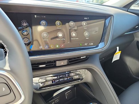 Used 2023 Buick Envision Essence image 20