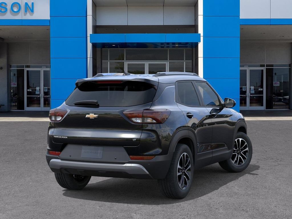 New 2026 Chevrolet TrailBlazer LT w/ Driver Confidence Package FWD image 4