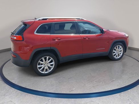 Used 2016 Jeep Cherokee Limited FWD image 5