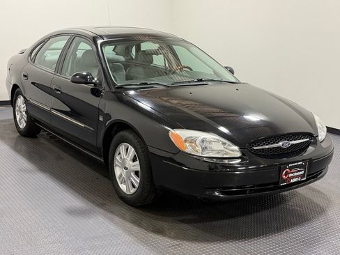 Used 2003 Ford Taurus SEL image 4