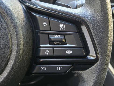 Used 2024 Subaru Crosstrek 2.0i Premium image 27