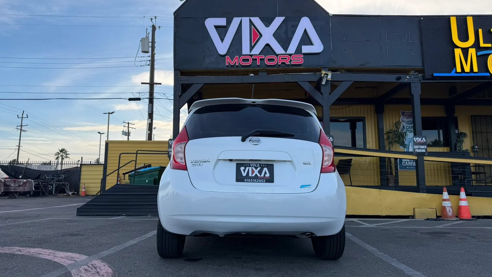 Used 2015 Nissan Versa Note SR FWD image 6