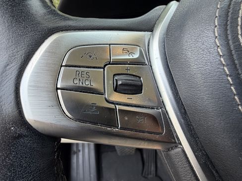 Used 2016 BMW 740i RWD image 18