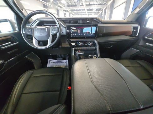Certified 2023 GMC Sierra 1500 Denali w/ Technology Package AWD/4WD image 27