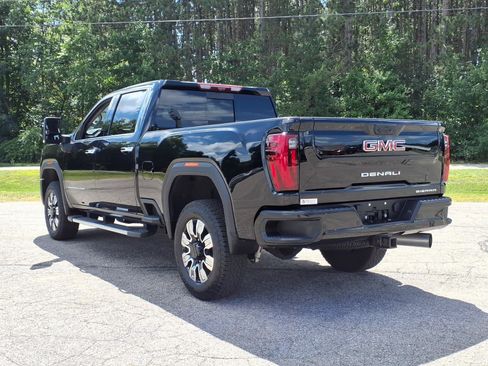 Used 2025 GMC Sierra 2500 Denali w/ Denali Reserve Package AWD/4WD image 13