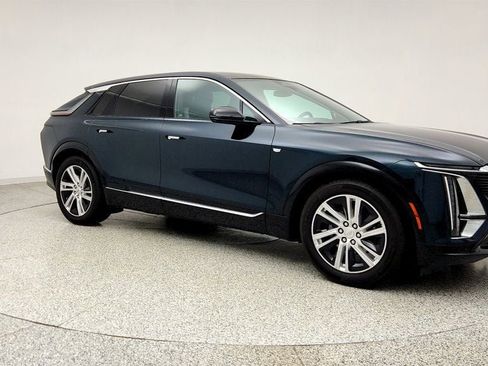 Used 2024 Cadillac Lyriq Tech w/ Driver Assist Package RWD image 3