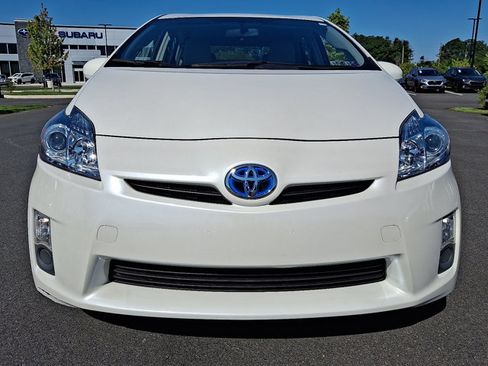 Used 2011 Toyota Prius Three FWD image 2