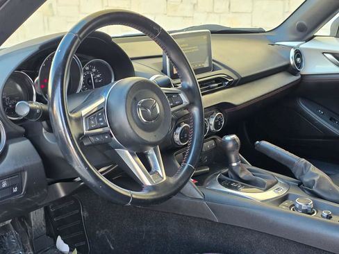 Used 2016 MAZDA MX-5 Miata Grand Touring image 9