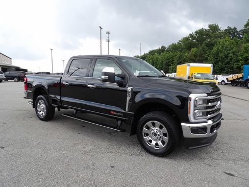Used 2025 Ford F350 King Ranch w/ Chrome Package AWD/4WD image 10
