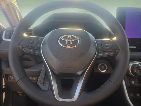 New 2025 Toyota RAV4 Limited image 25