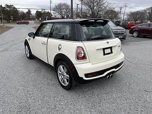 Used 2013 MINI Cooper S image 3