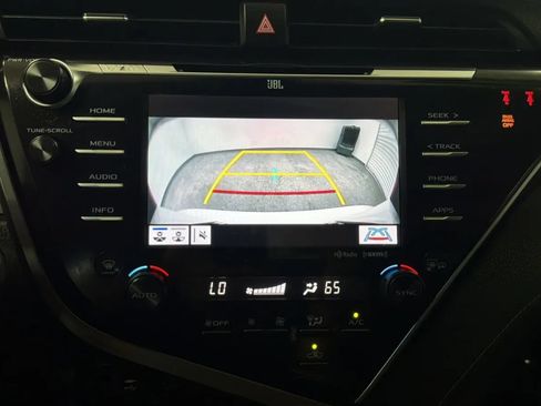 Used 2018 Toyota Camry XSE w/ Audio Package FWD image 14
