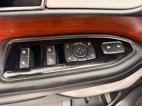Used 2019 Lincoln Navigator L Reserve AWD/4WD image 22