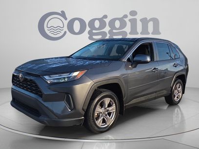 Used 2022 Toyota RAV4 XLE