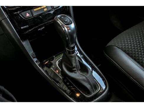 Used 2022 Buick Encore Preferred w/ Safety Package image 21