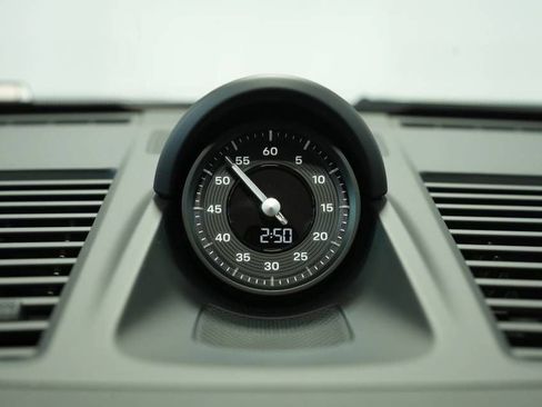 Certified 2026 Porsche 911 Carrera RWD image 36