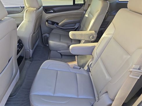 Used 2016 GMC Yukon SLT w/ Open Road Package image 15