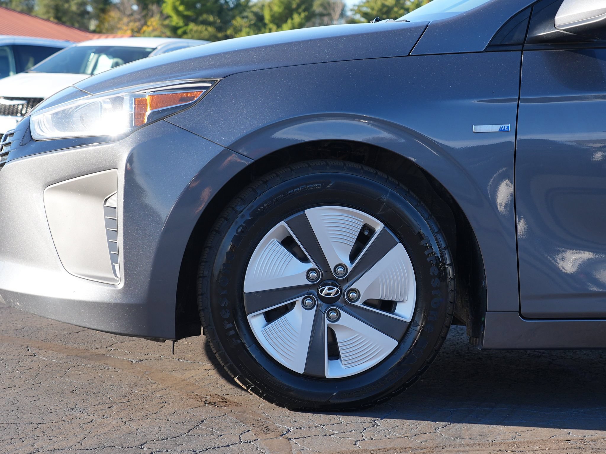 Used 2018 Hyundai Ioniq Blue FWD image 11