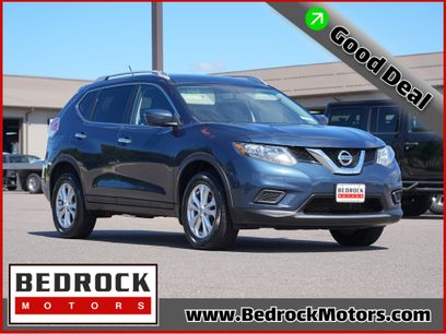 Used 2016 Nissan Rogue SV w/ SV Premium Package