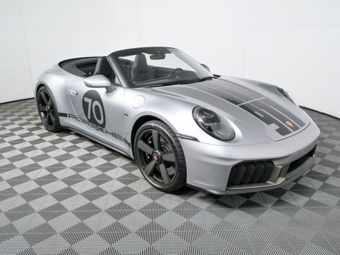 Certified 2026 Porsche 911 Carrera GTS RWD image 26