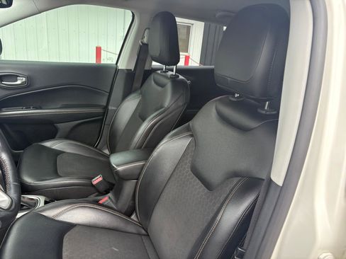 Used 2018 Jeep Compass Latitude w/ Popular Equipment Group image 25