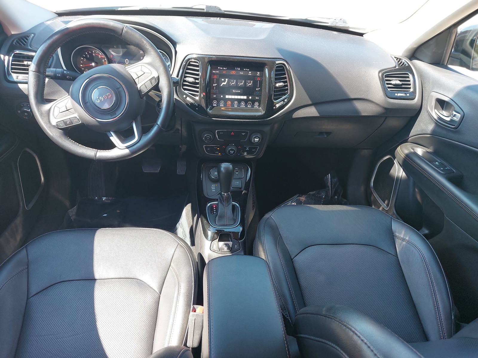 Used 2020 Jeep Compass Limited AWD/4WD image 9
