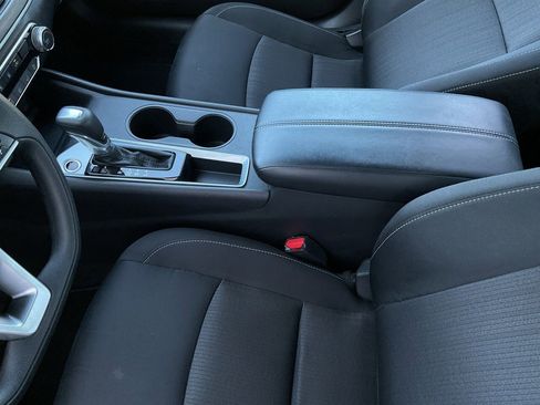 Used 2025 Nissan Altima 2.5 SV image 32