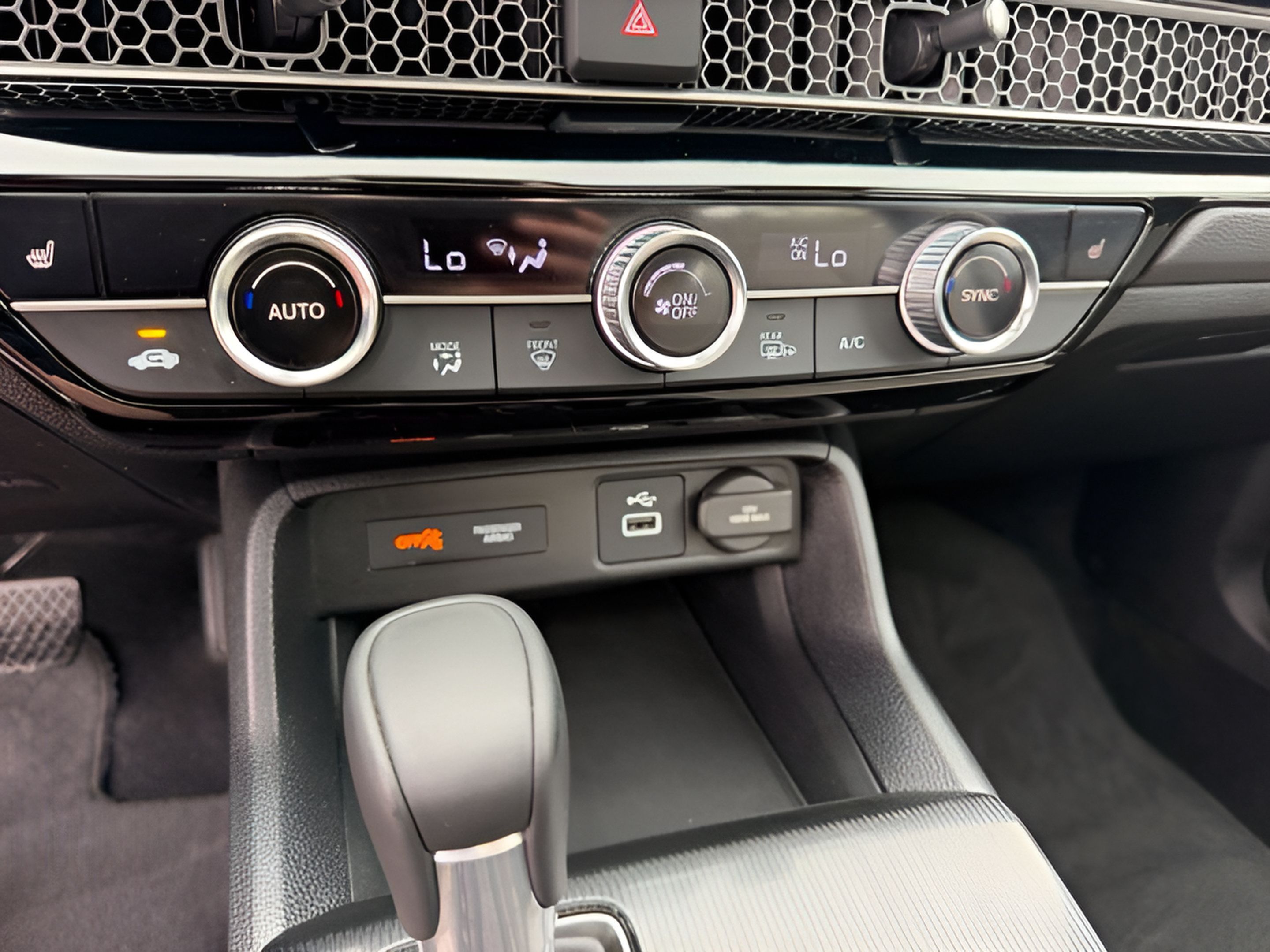 Used 2024 Honda Civic EX-L image 18