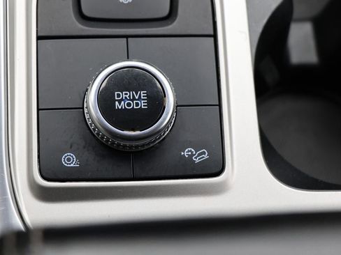 Used 2022 Ford Explorer Limited w/ Hybrid Equipment Group 310A image 27