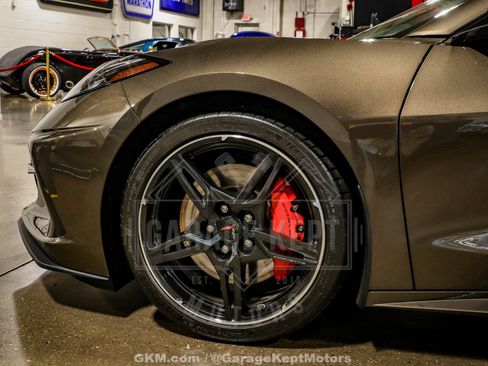 Used 2020 Chevrolet Corvette Stingray Preferred Cpe w/ 2LT Preferred Equipment Group RWD image 35