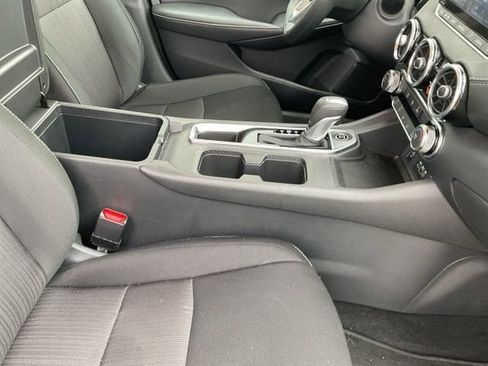 Used 2025 Nissan Sentra SV image 12