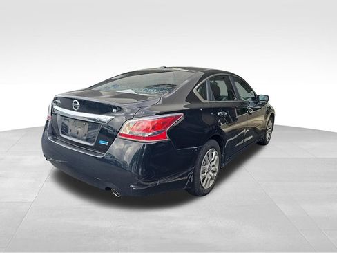 Used 2014 Nissan Altima 2.5 S w/ Display Audio Package FWD image 7